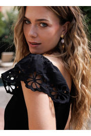 thumbnail: Ivy Beau top broderie zwart