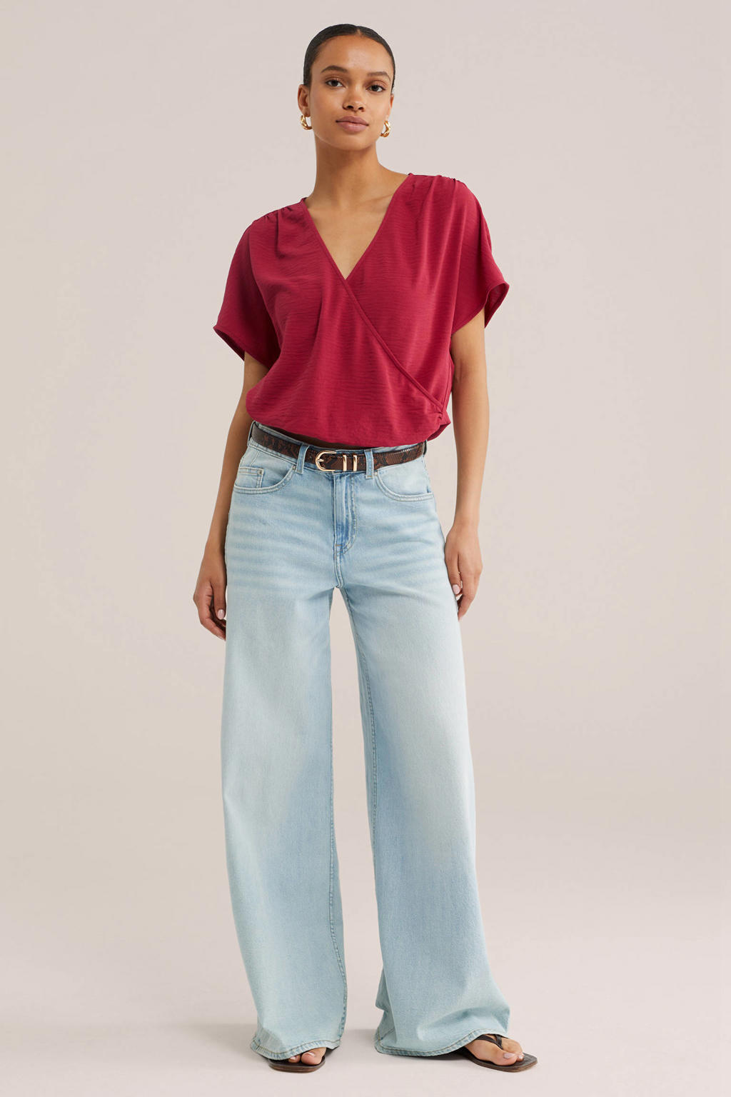 Rode dames WE Fashion top van polyester met effen, korte mouwen en V-hals
