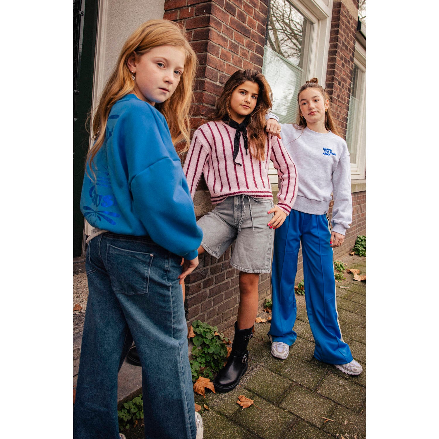 Indian Blue Jeans oversized sweater met backprint blauw