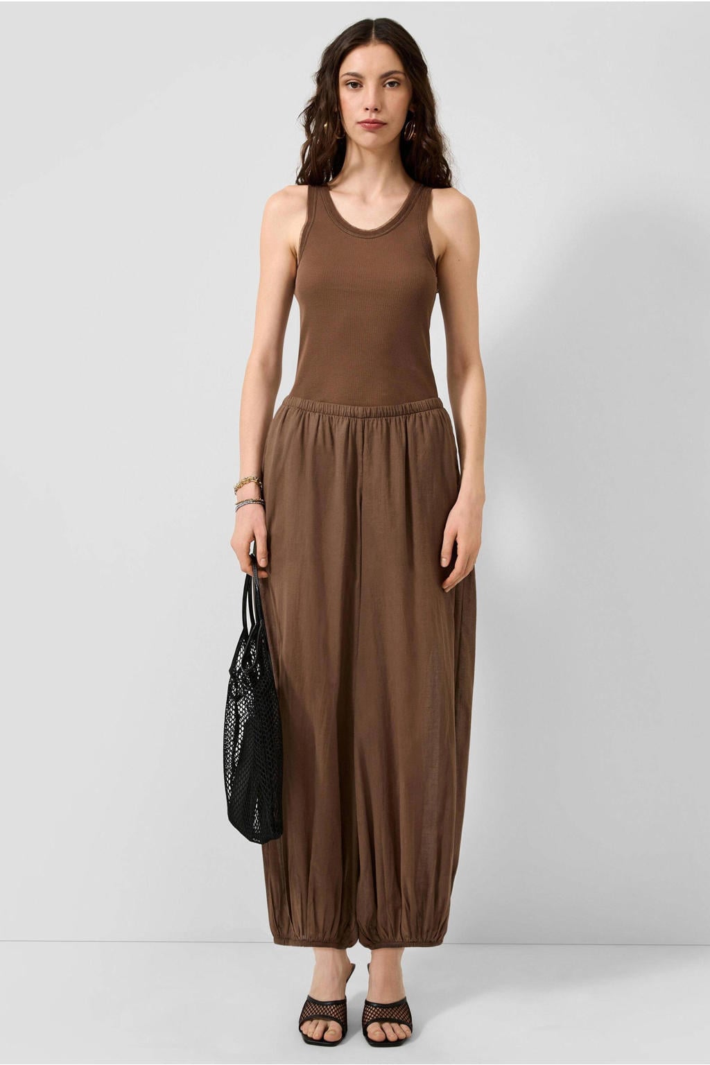 QS high waist barrel broek met plooien - bruin