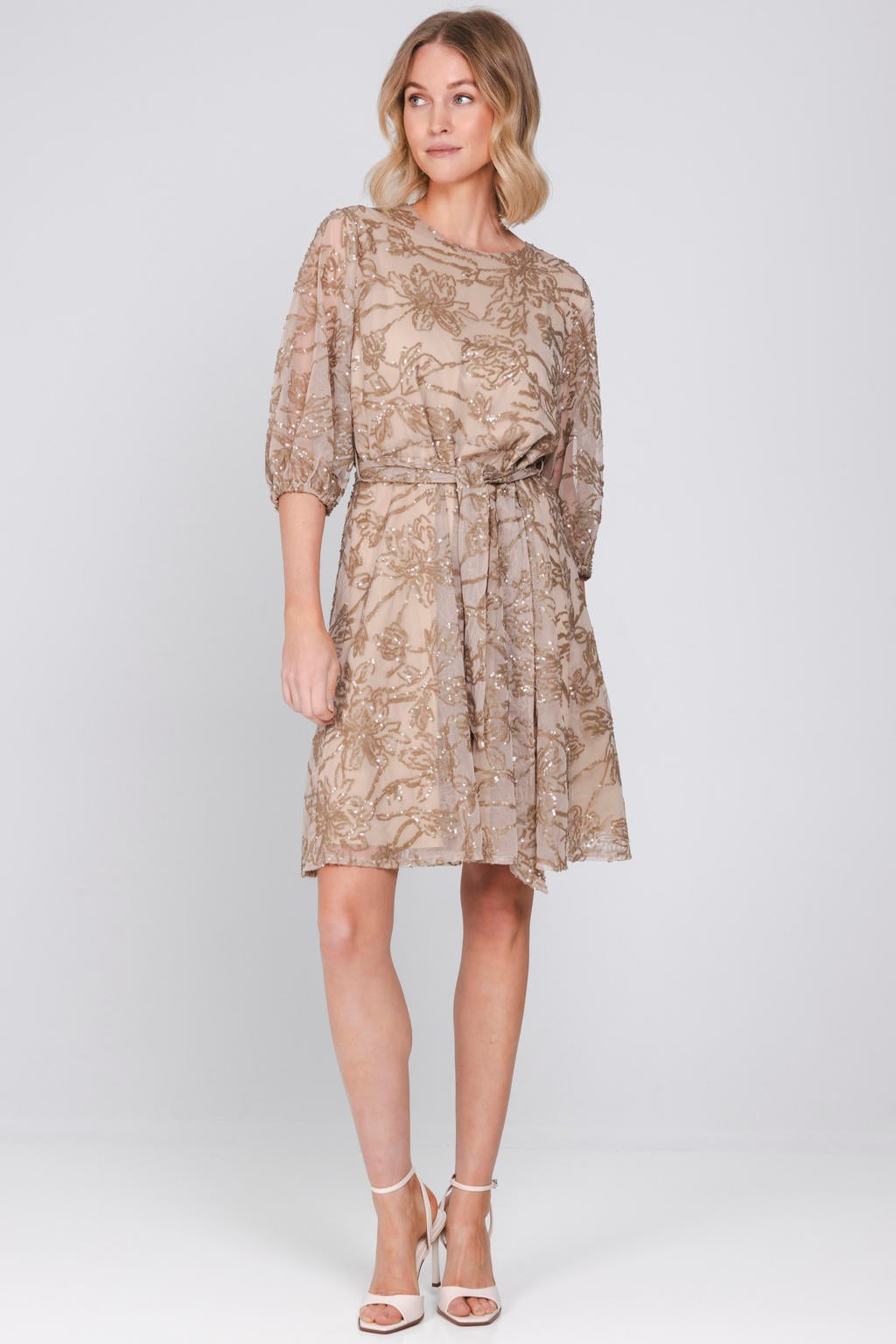 Lichtbruine dames Accentil gebloemde midi jurk van polyester met driekwart mouwen en ronde hals
