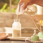 thumbnail: Munchkin Silicone Manual Breast Pump (EU)
