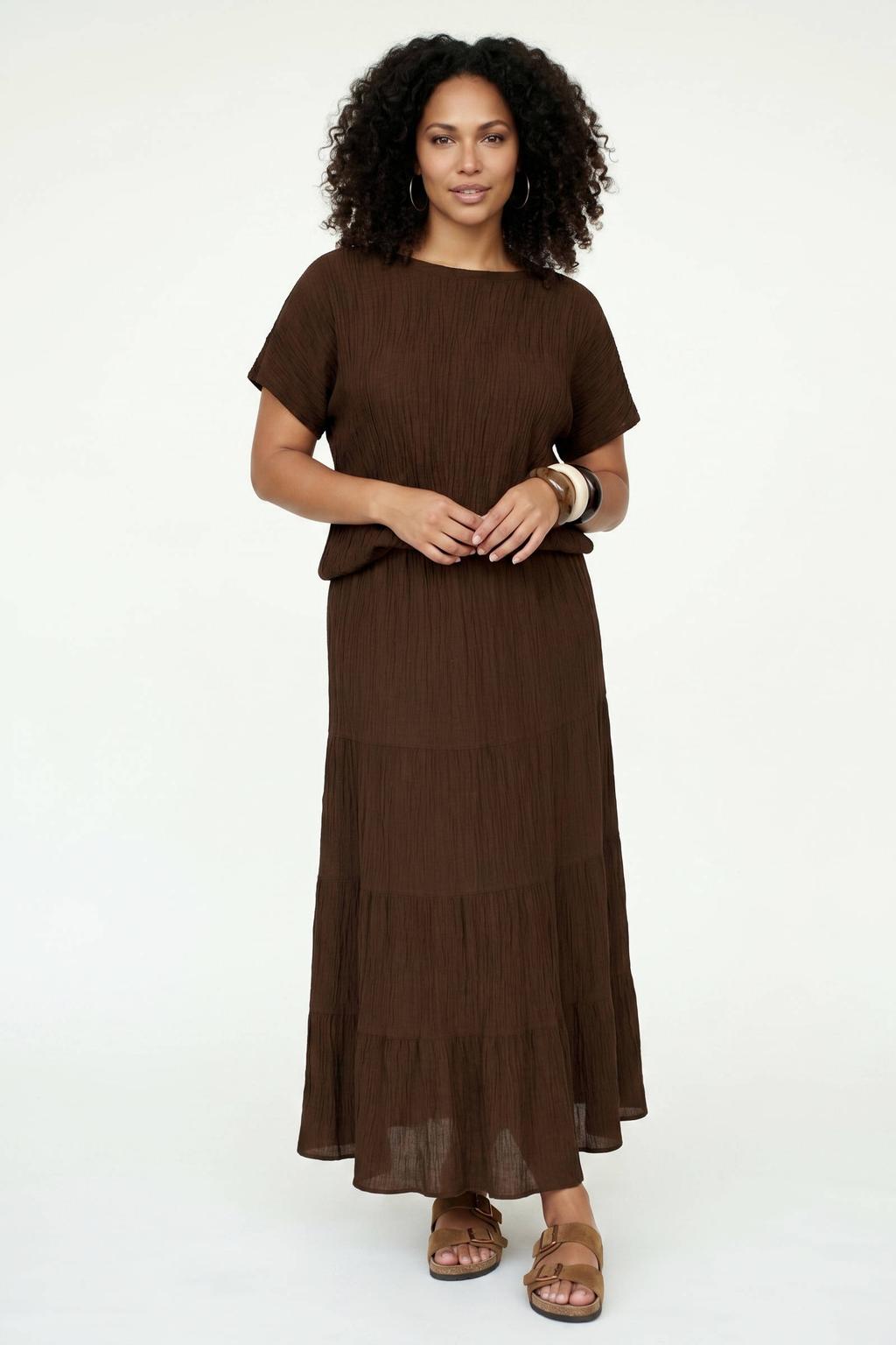 Bruine dames Tramontana top van viscose met effen, korte mouwen, ronde hals en textuur