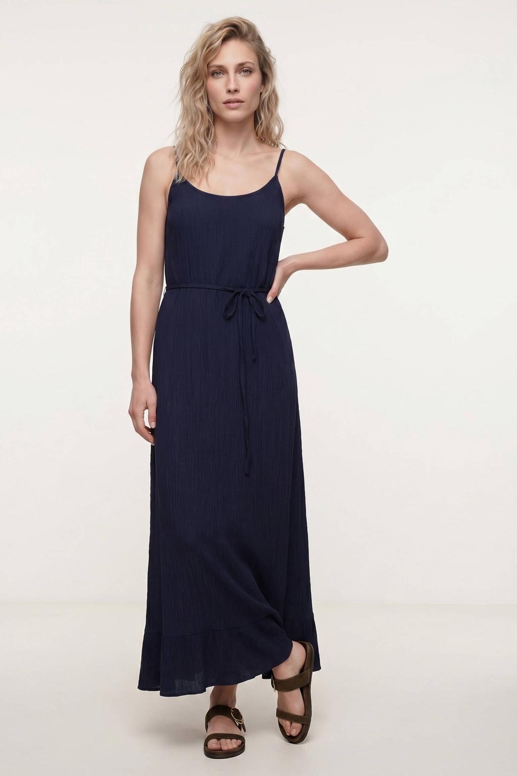 Donkerblauwe dames Tramontana viscose zomerjurk met effen, spaghettibandjes, ronde hals en ceintuur