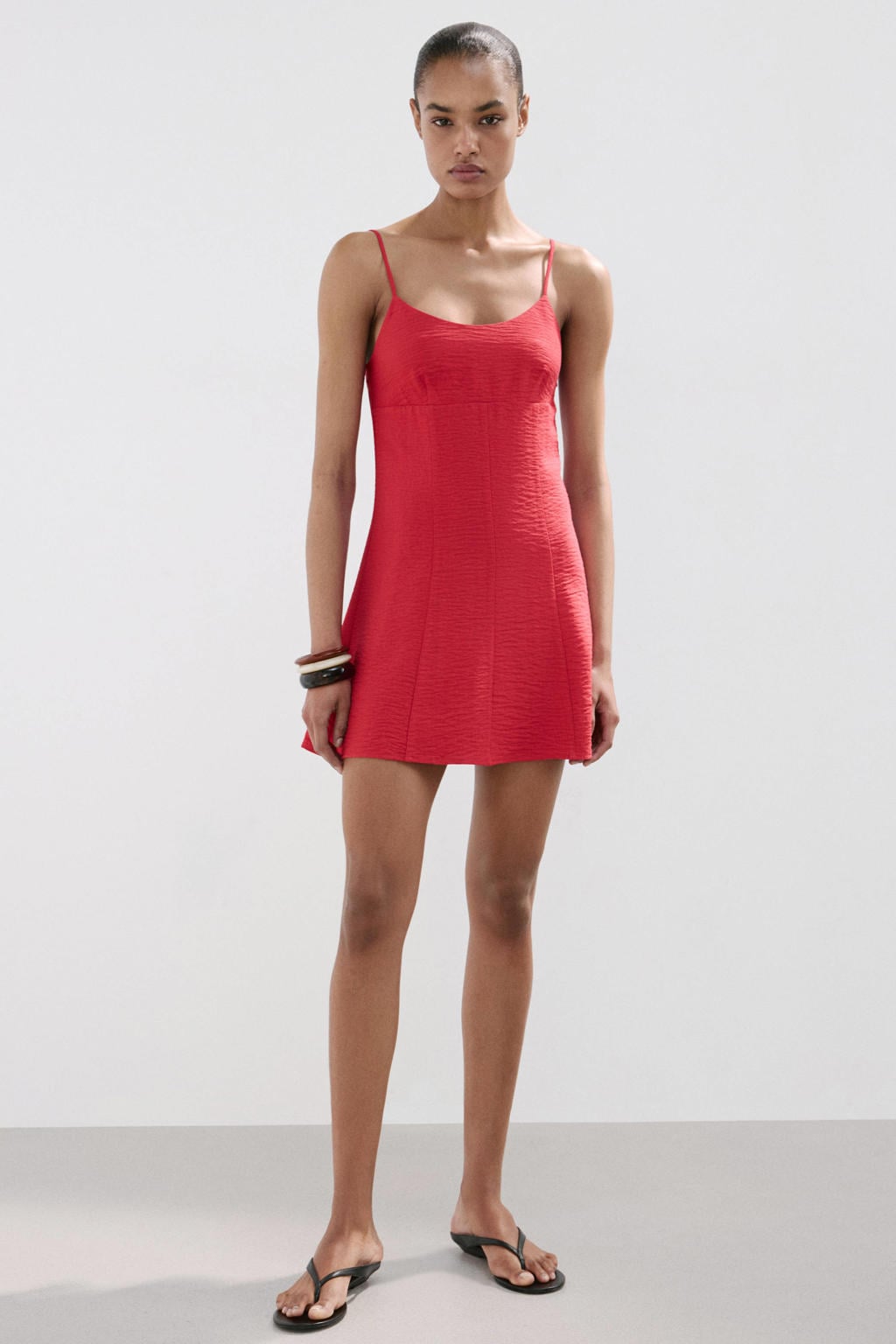 Rode dames Mango zomerjurk van viscose met effen en ronde hals