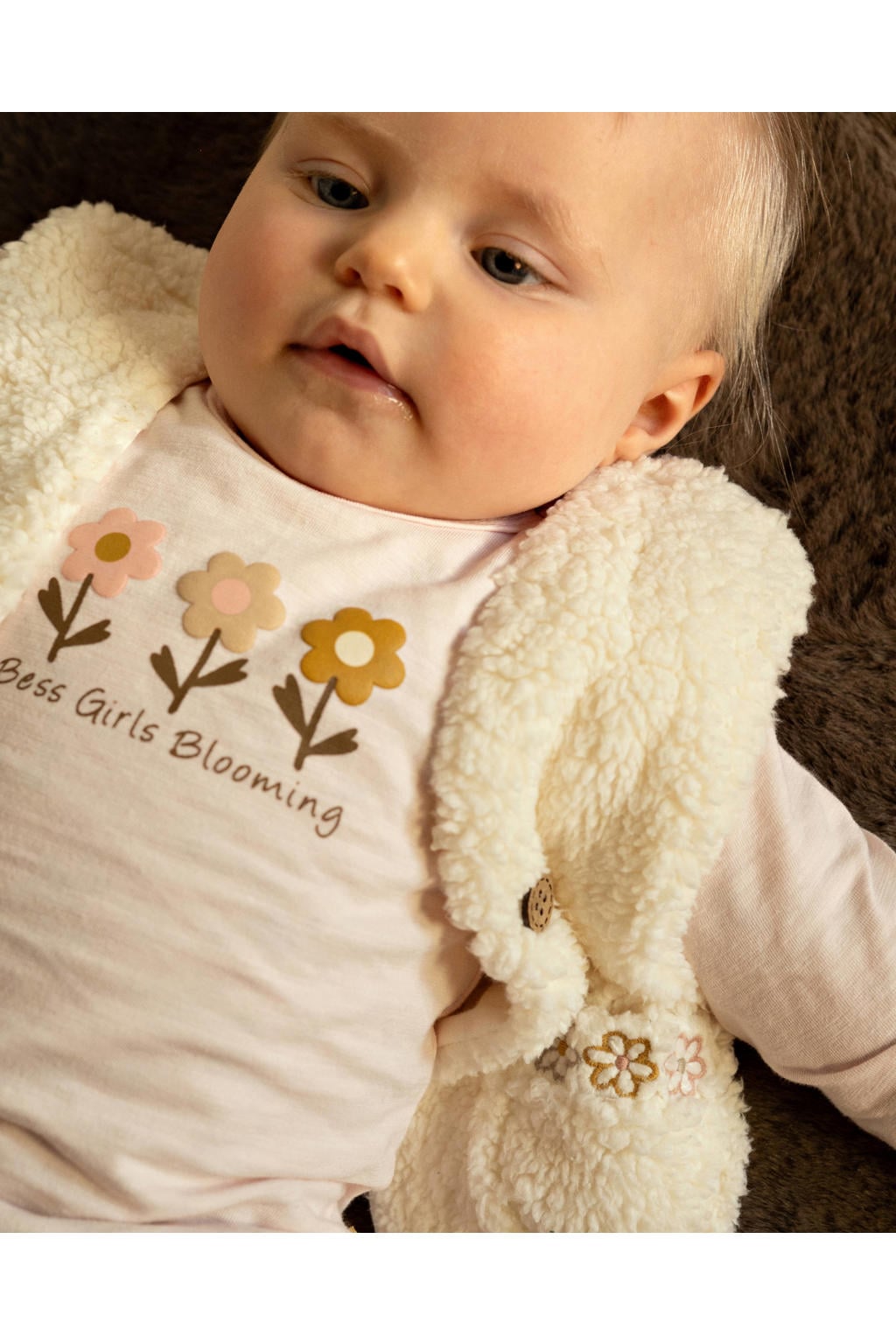 Lichtroze meisjes BESS longsleeve en print met korte mouwen, drukknoopsluiting en borduursels