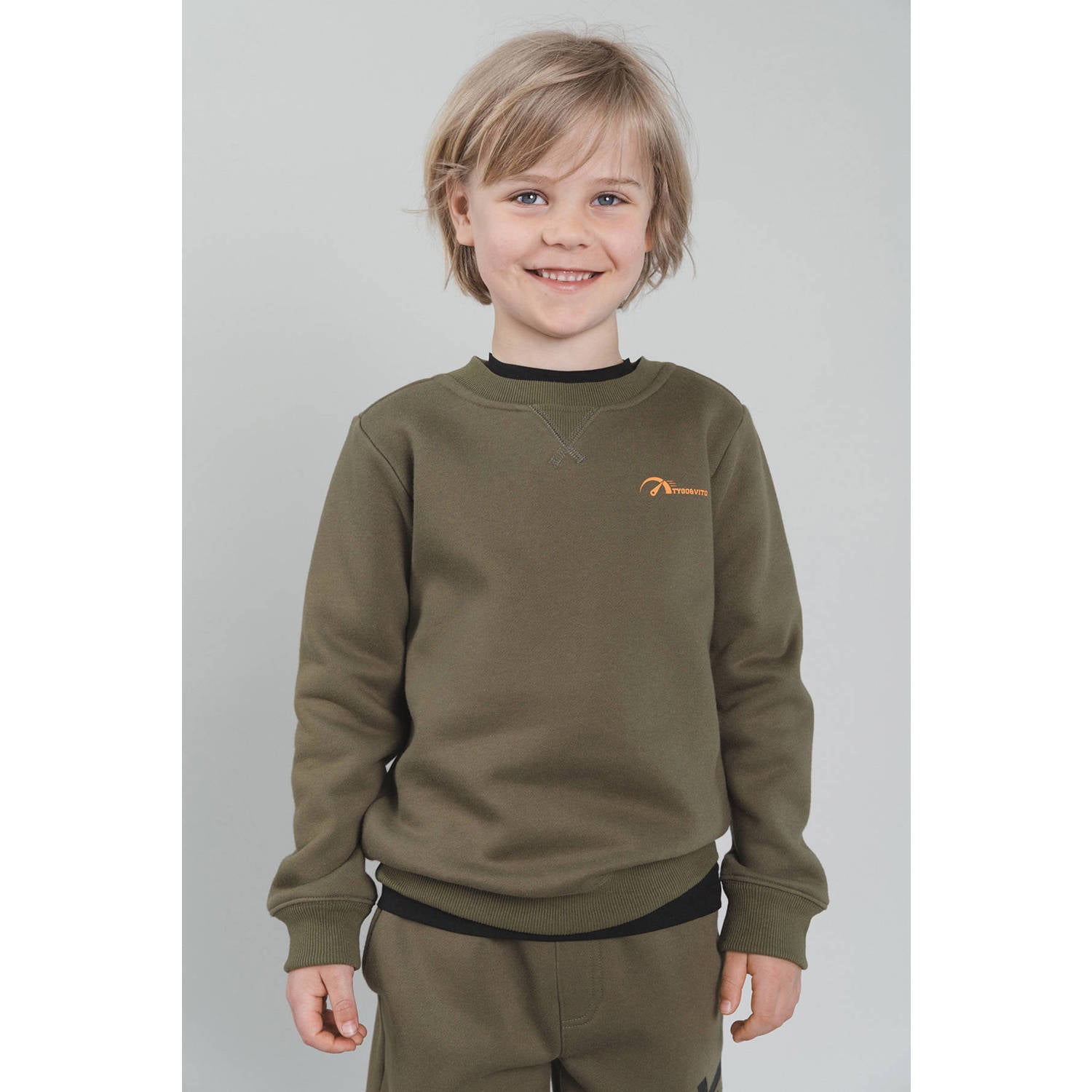 TYGO & vito rechtvallende sweater met backprint donkergroen
