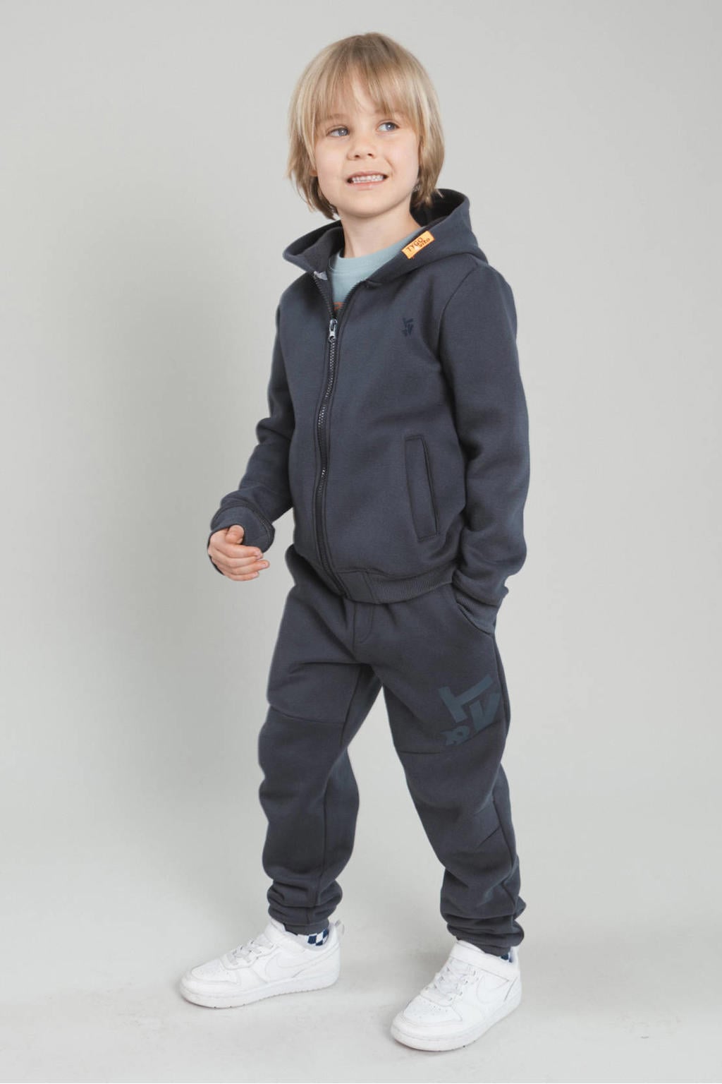 Donkerblauwe jongens TYGO & vito sweatvest met effen, lange mouwen, capuchon en ritssluiting