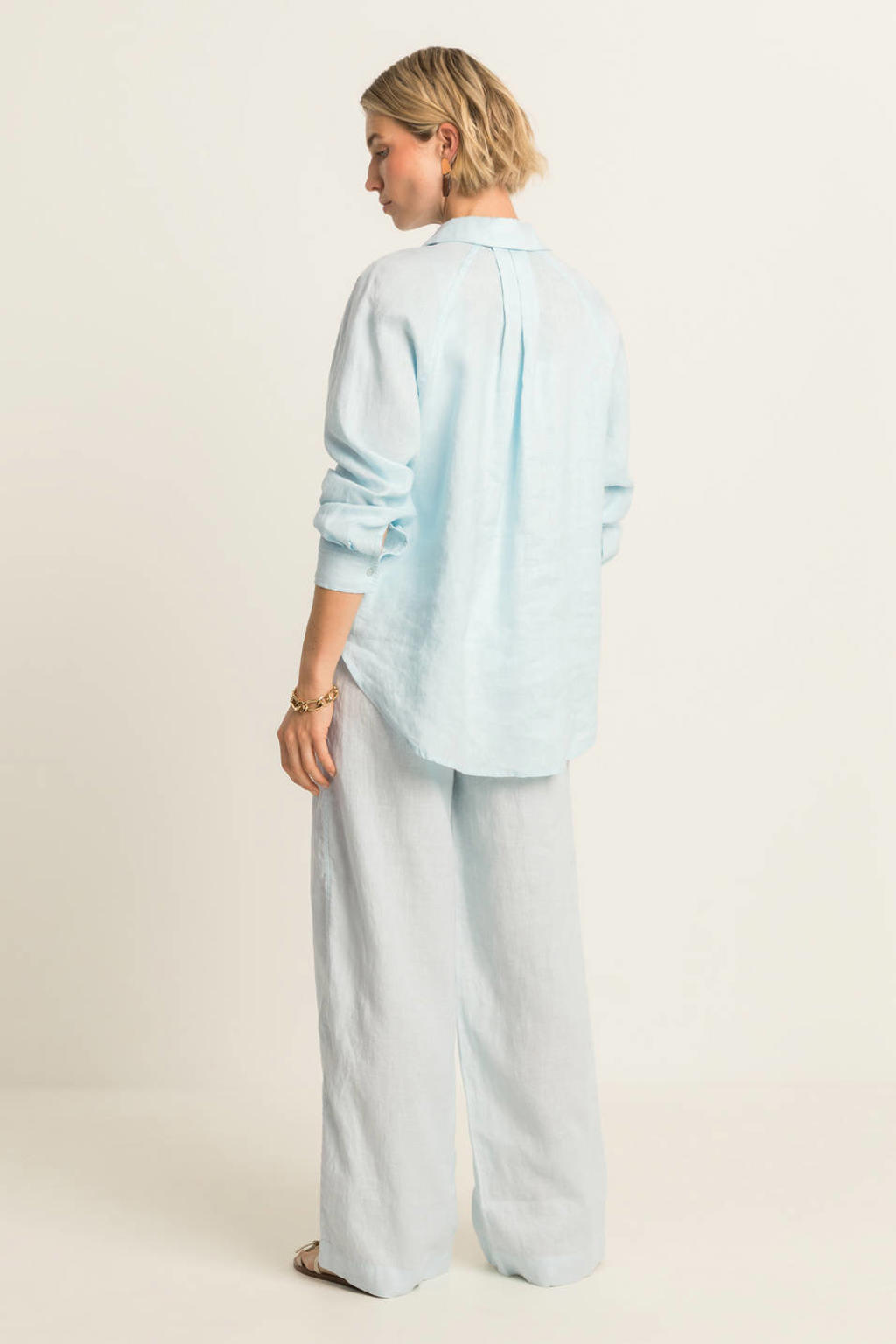 Lichtblauwe dames Expresso linnen blouse met effen, lange mouwen, klassieke kraag en knoopsluiting