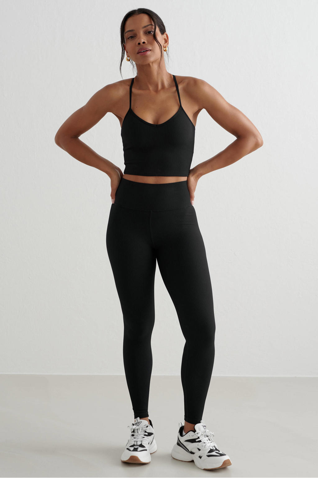 Zwarte dames Aim'n sporttop Ribbed van nylon met ronde hals