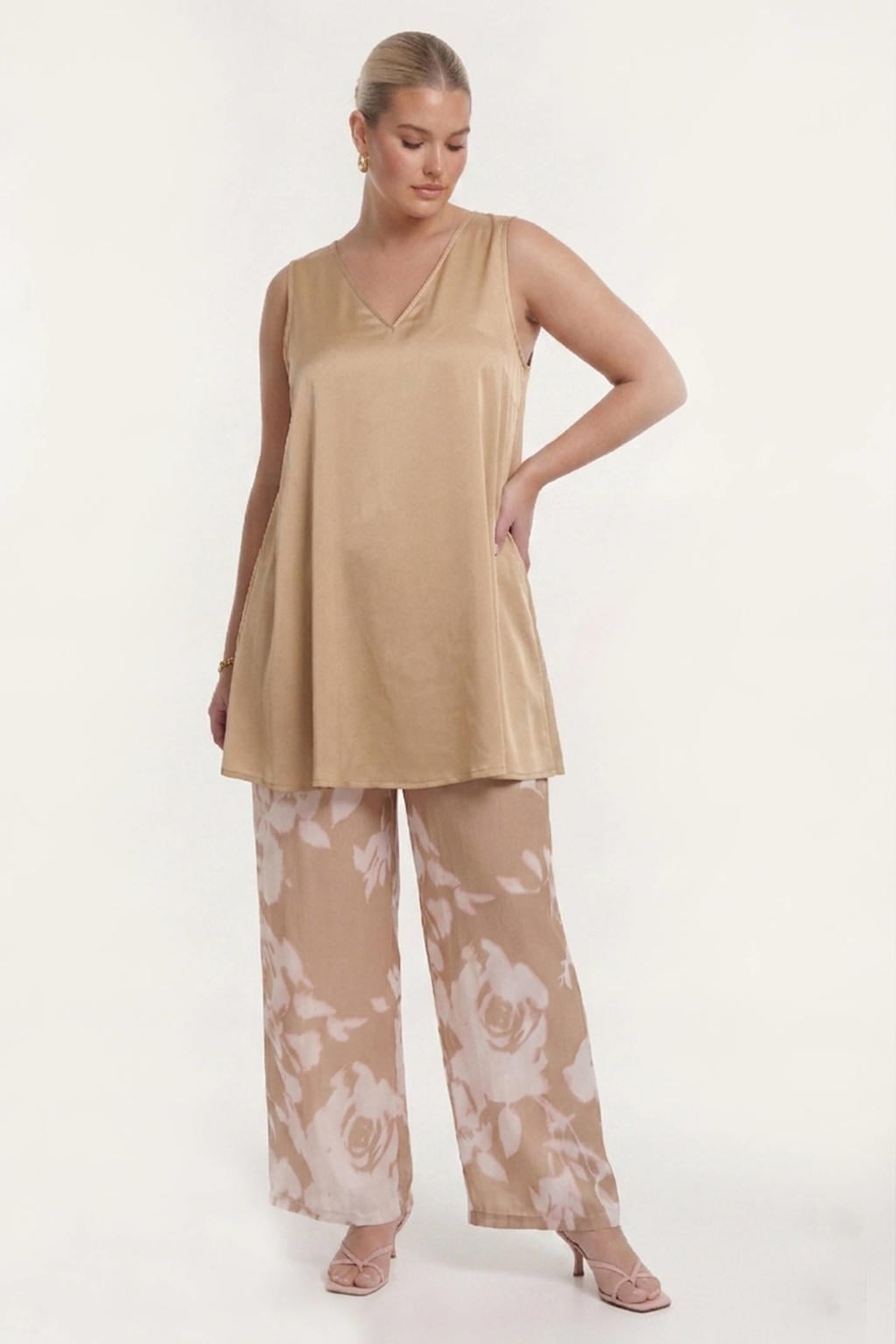 YOEK top beige