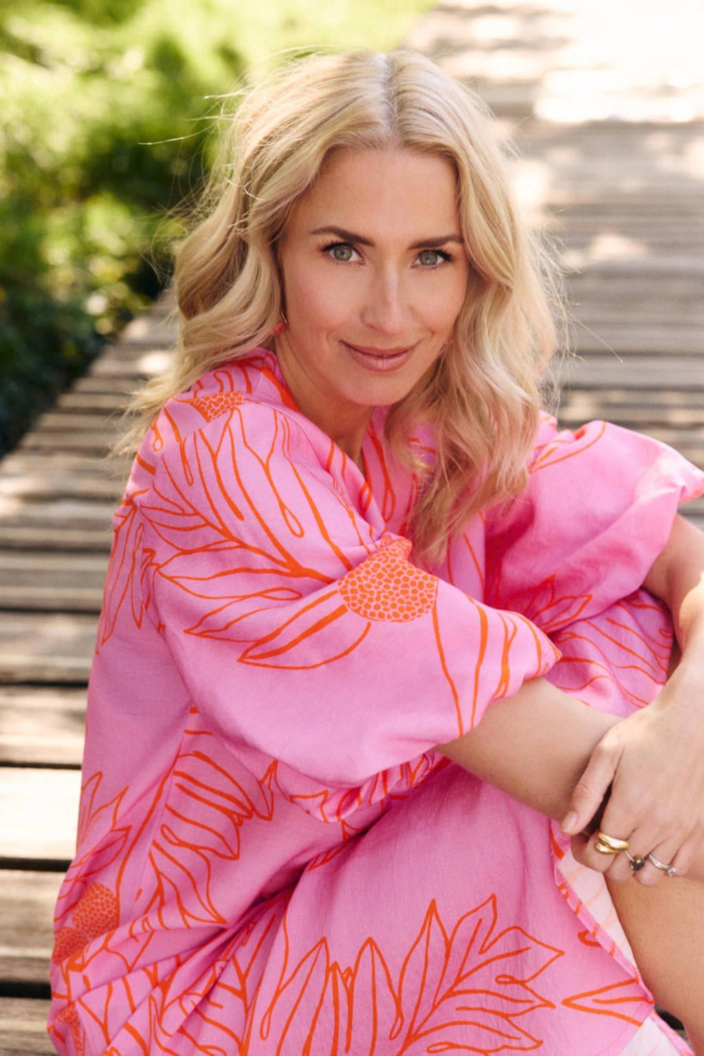 Roze en oranje dames Sanny x LOLALIZA x Wehkamp gestreepte maxi jurk van viscose met driekwart mouwen en V-hals