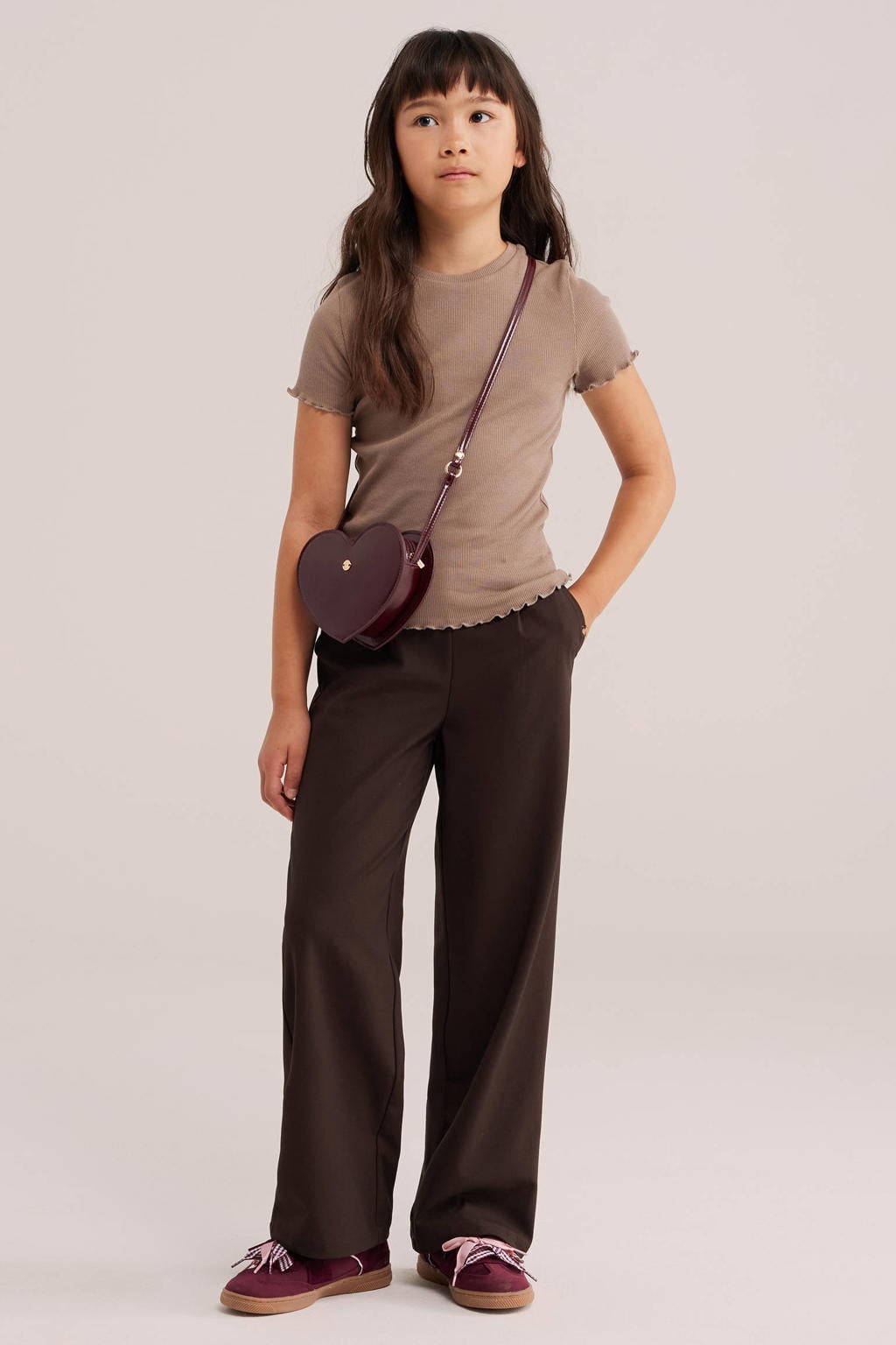 Donkerblauwe meisjes WE Fashion loose fit broek van polyester met elastische tailleband en effen