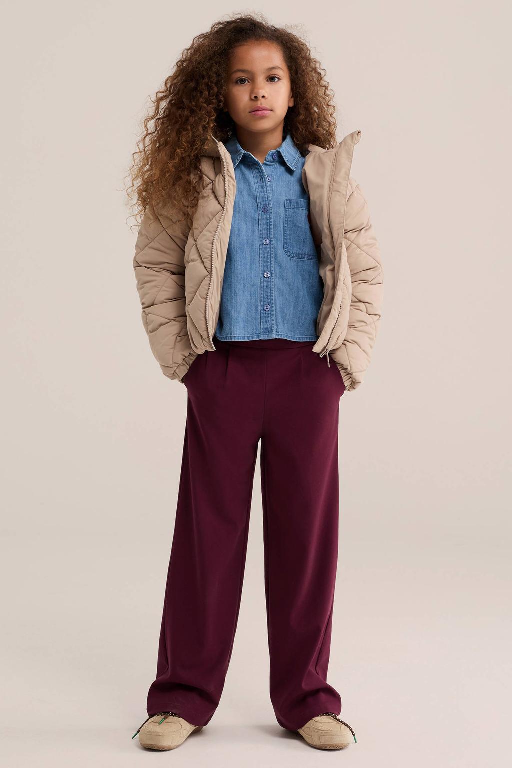 Beige meisjes WE Fashion gewatteerde jas van polyester met effen, lange mouwen, capuchon en ritssluiting