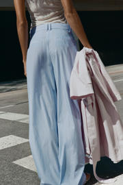 thumbnail: Mango straight regular waist broek met krijtstreep lichtblauw
