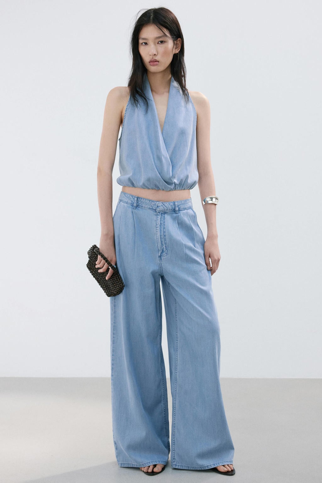 Lichtblauwe dames Mango wide leg high waist broek van lyocell met rits, haak- en knoopsluiting en effen