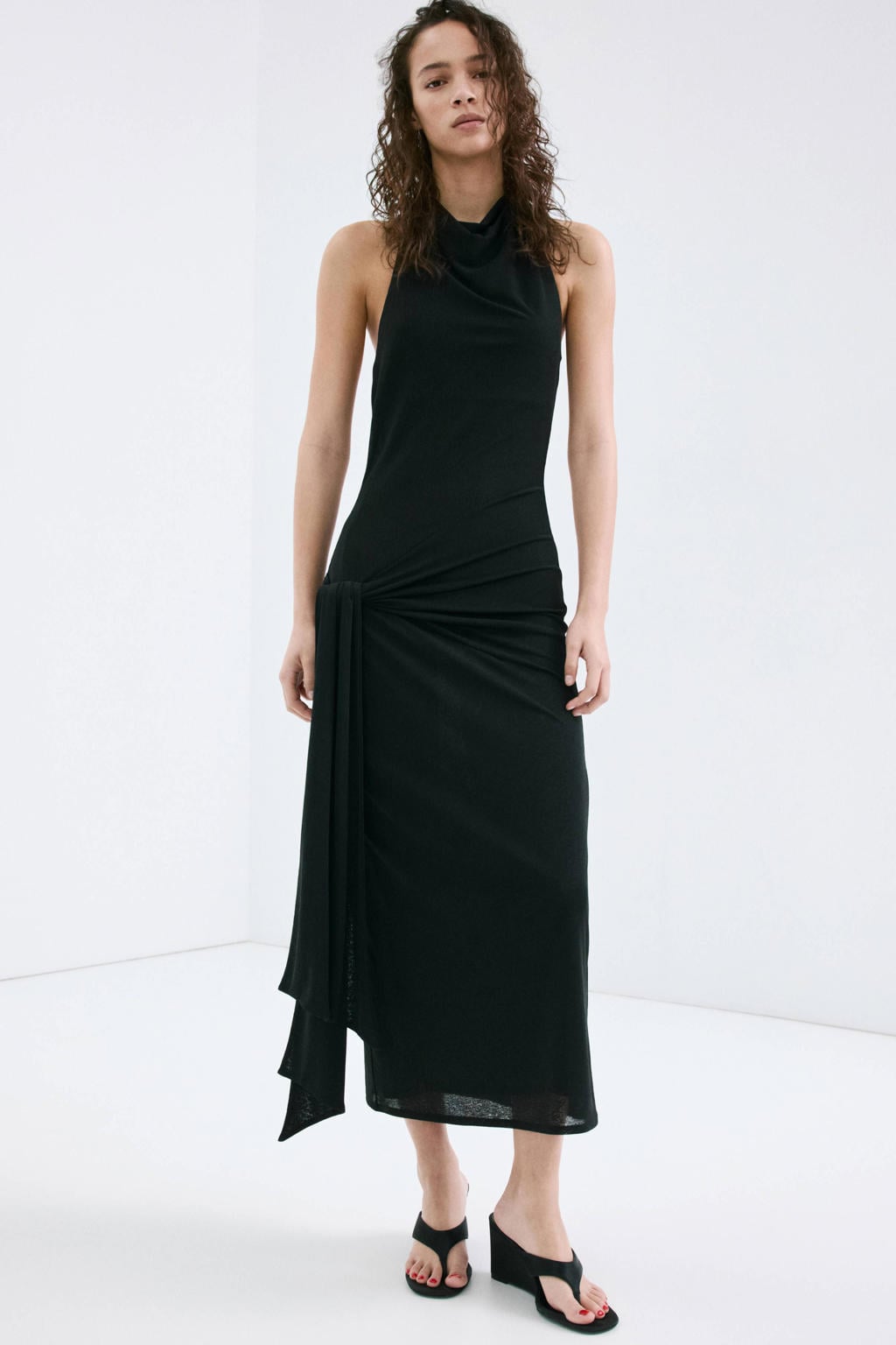 Zwarte dames Mango halterjurk van polyester met effen, knoopsluiting en knoopdetail