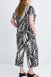 thumbnail: Mango wide leg regular waist broek zwart