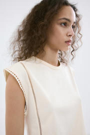 thumbnail: Mango top broderie beige
