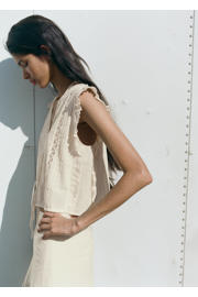 thumbnail: Mango top broderie beige