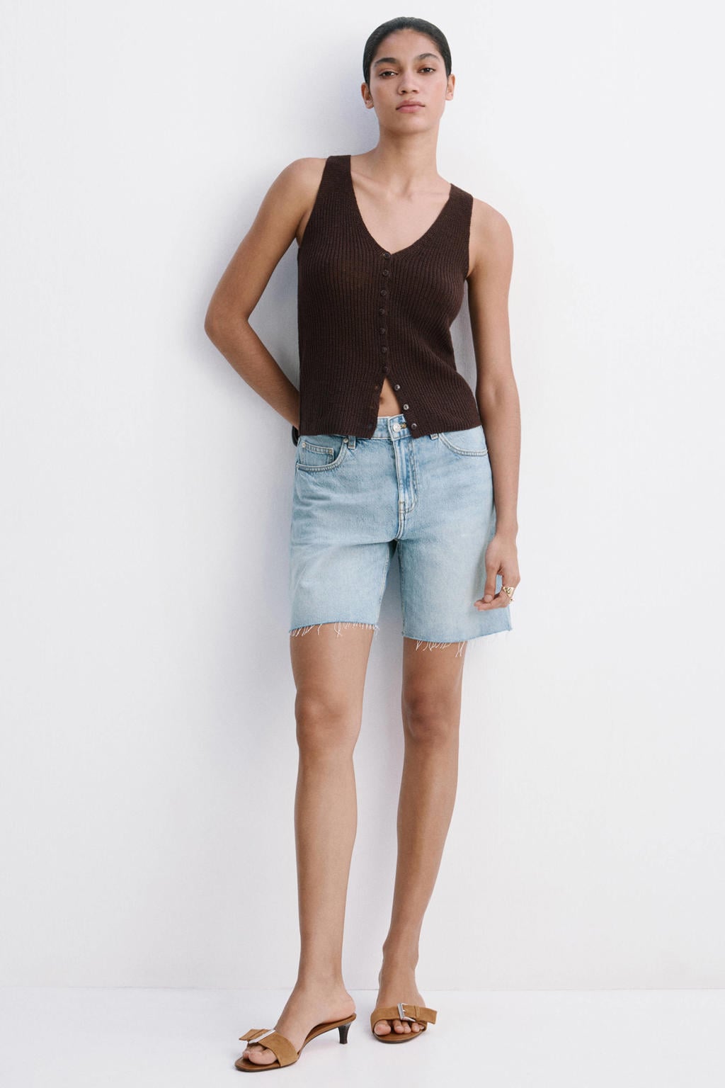 Medium blue denim dames Mango slim regular waist short van denim met effen