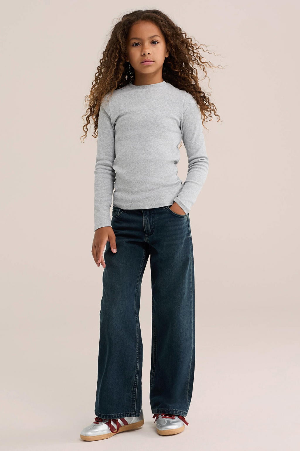 Dark blue denim meisjes WE Fashion wide leg jeans van denim met rits- en knoopsluiting en effen