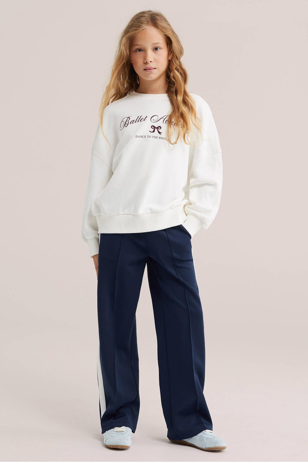 WE Fashion loose fit joggingbroek - marineblauw/wit