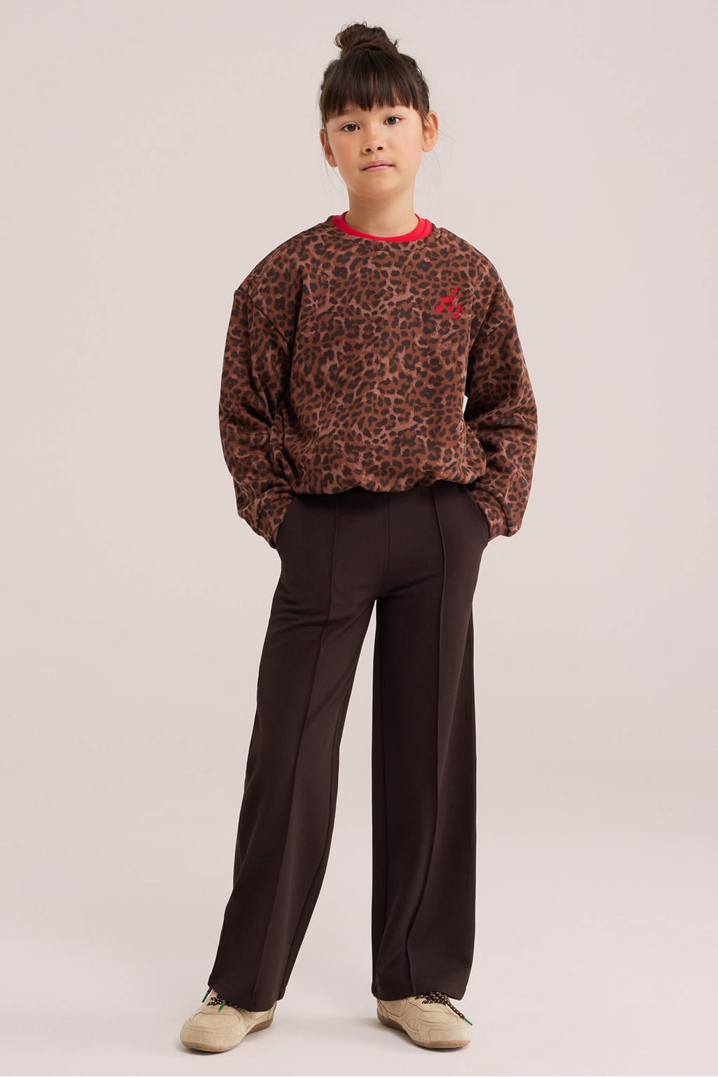 WE Fashion loose fit pantalon - donkerbruin