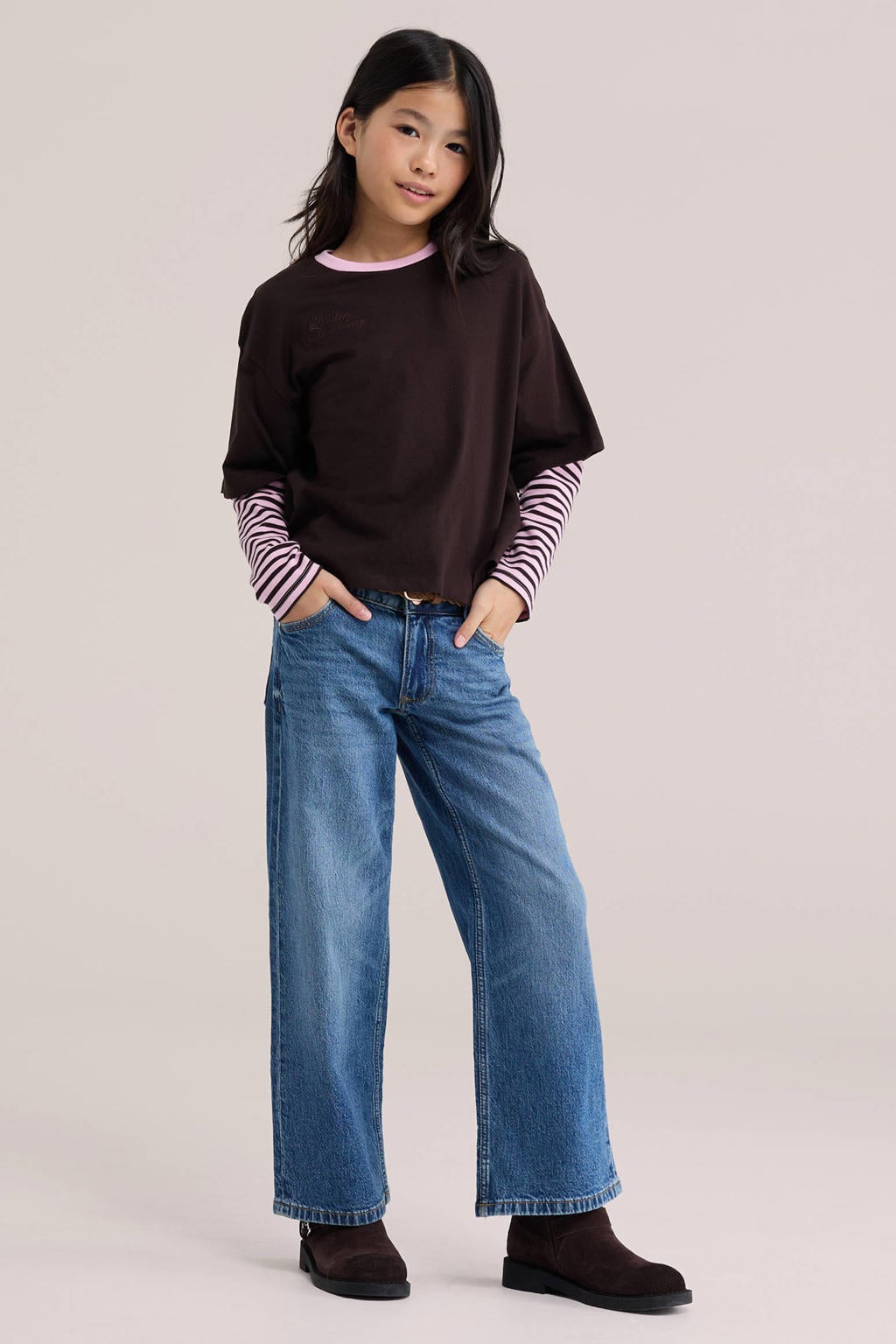 Donkerbruin en roze meisjes WE Fashion gestreepte longsleeve van katoen met lange mouwen en ronde hals