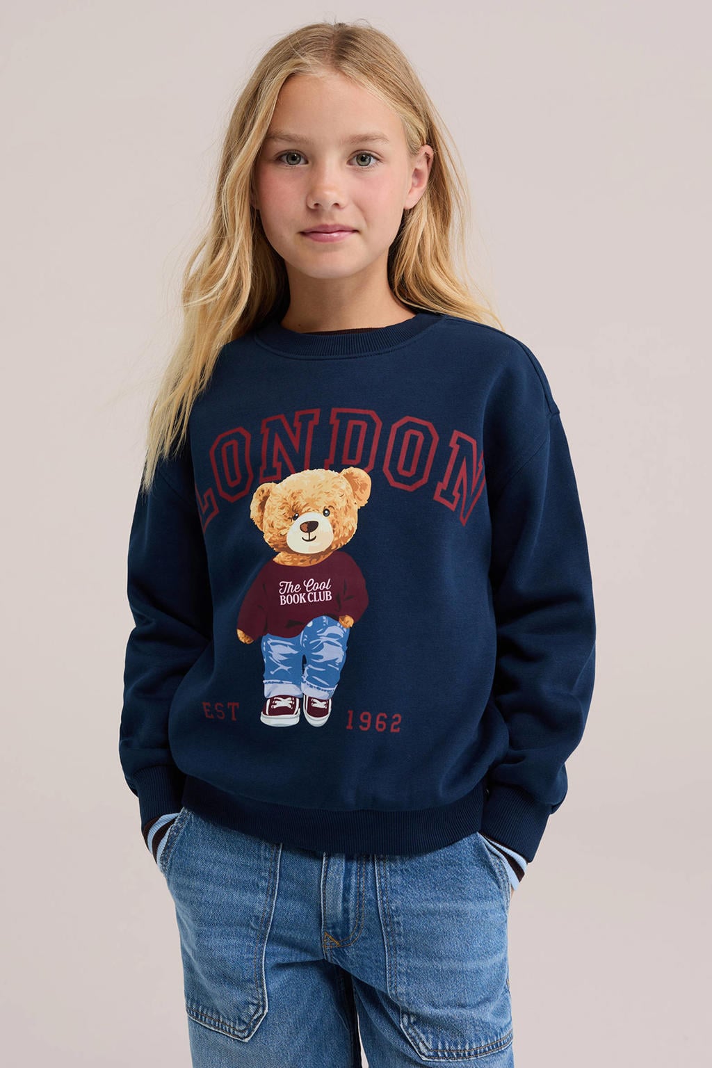 Donkerblauwe meisjes WE Fashion sweater van bci katoen met printopdruk, lange mouwen, ronde hals en geribde boorden