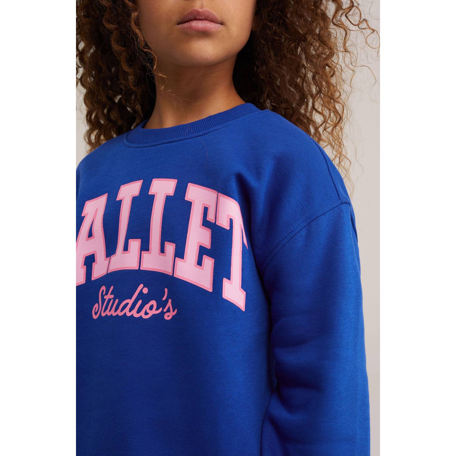 WE Fashion sweater met tekst blauw