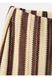 thumbnail: Mango wide leg regular waist gestreepte broek fijn gebreid bruin
