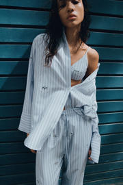 thumbnail: Mango gestreepte blouse lichtblauw