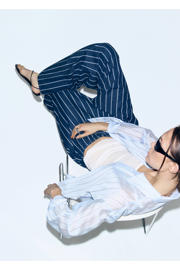 thumbnail: Mango blouse met krijtstreep lichtblauw