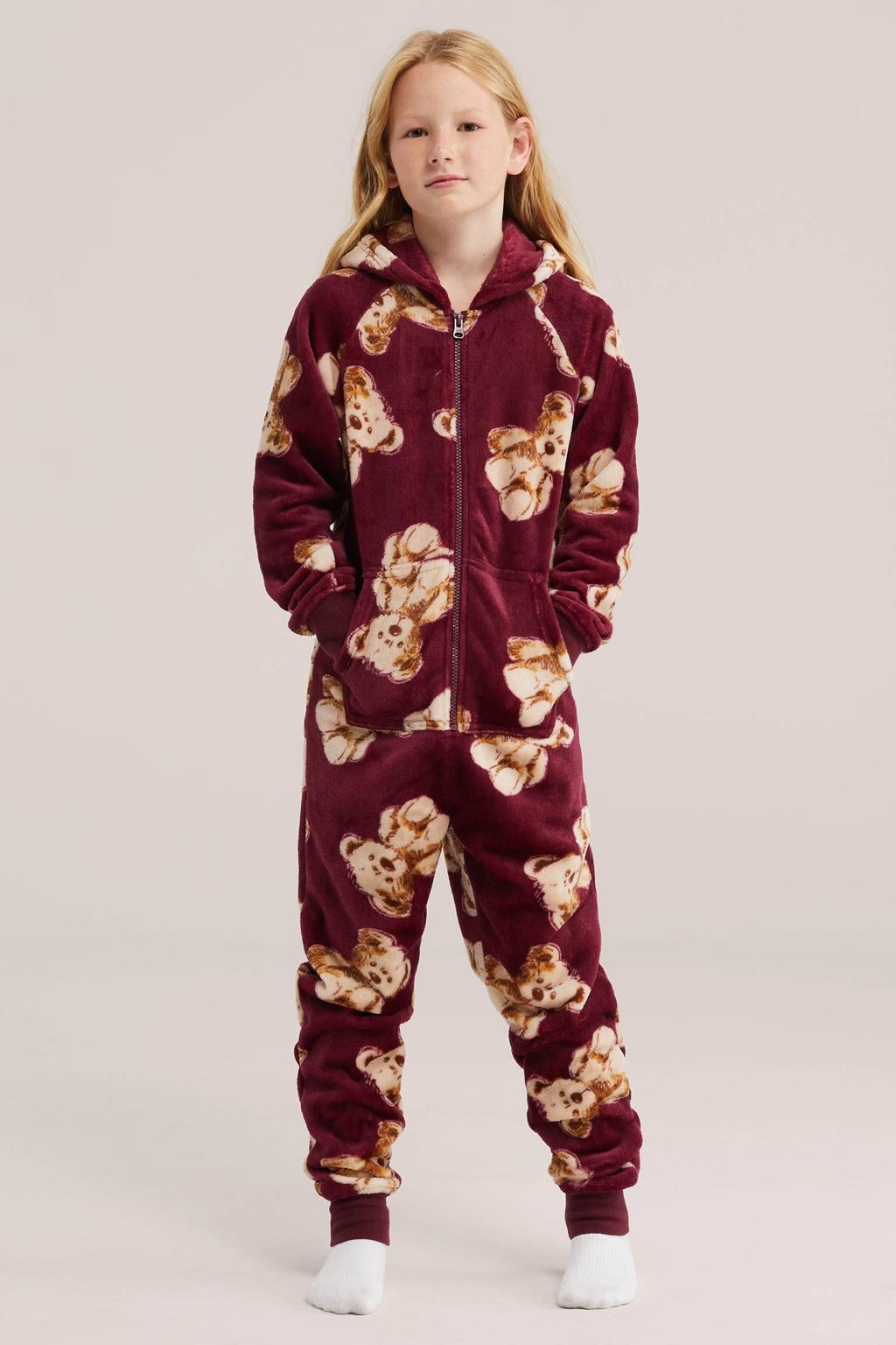 WE Fashion fleece onesie met print - donkerrood/bruin