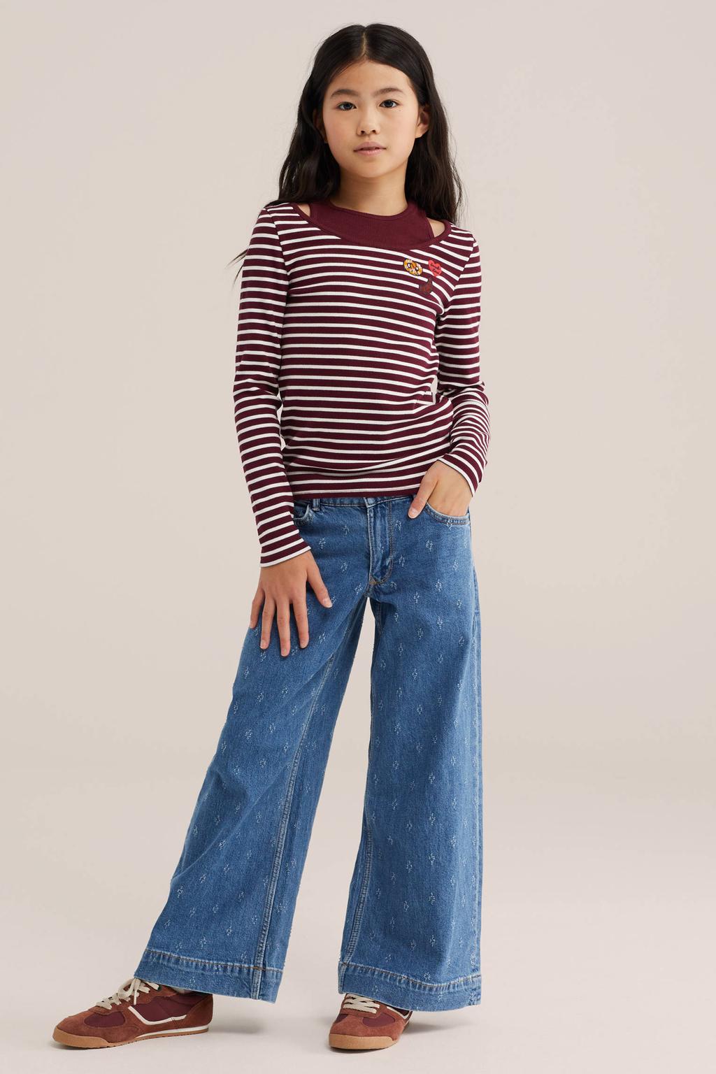 Donkerrode meisjes WE Fashion gestreepte longsleeve van stretchkatoen met lange mouwen en ronde hals