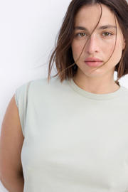 thumbnail: Mango top met ingebreid patroon groen