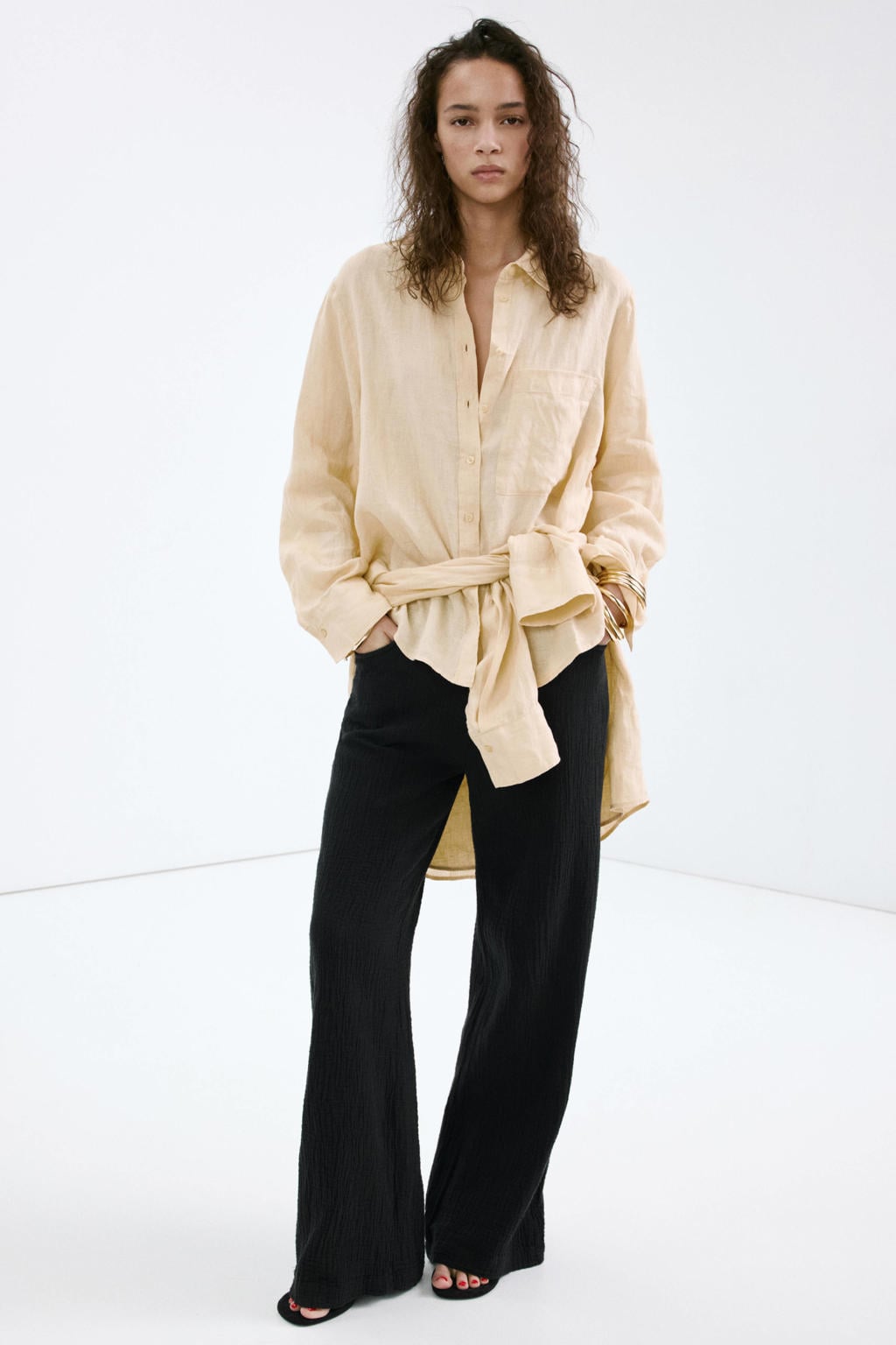 Zwarte dames Mango straight regular waist broek van katoen met rits- en knoopsluiting en effen