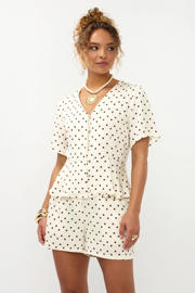 thumbnail: Ydence regular high waist casual short met stippen ecru