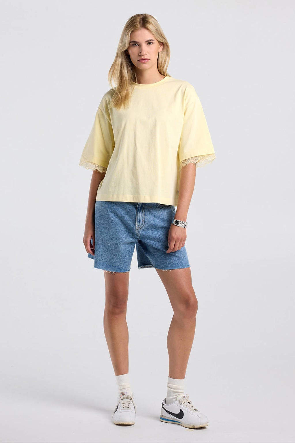 Lichtgele dames America Today T-shirt van katoen met effen, half lange mouwen, ronde hals en kant