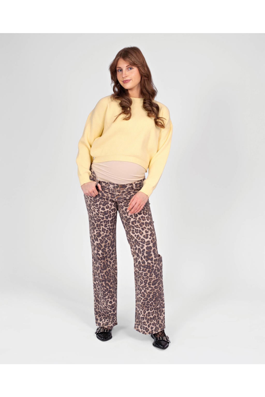 Bruin en zwarte dames LOVE2WAIT straight regular waist zwangerschaps casual broek van stretchkatoen met knoopsluiting en panterprint
