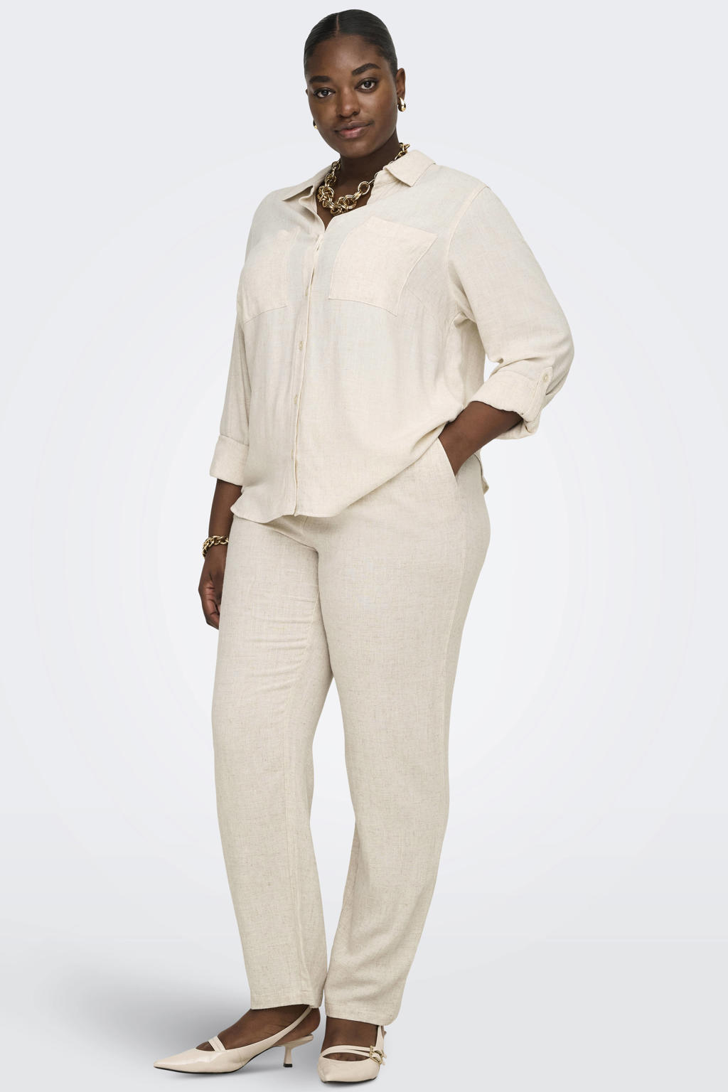 Ecru dames ONLY CARMAKOMA blouse van viscose met effen, lange mouwen, klassieke kraag en knoopsluiting