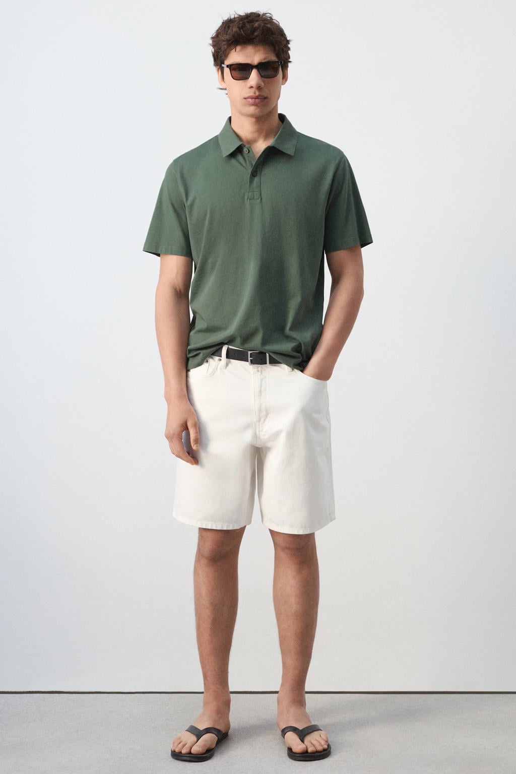 Groene heren Mango Man relaxed fit polo van katoen met effen, korte mouwen en pique