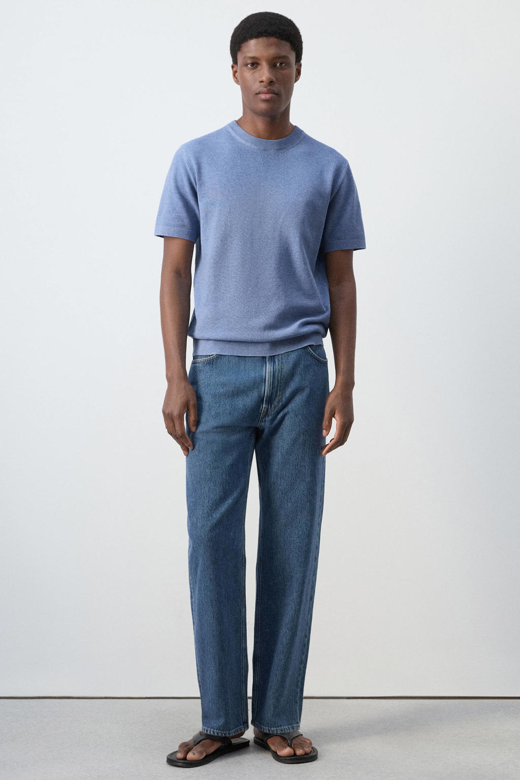Blauwe heren Mango Man slim T-shirt rib gebreid van katoen met effen, korte mouwen en ronde hals