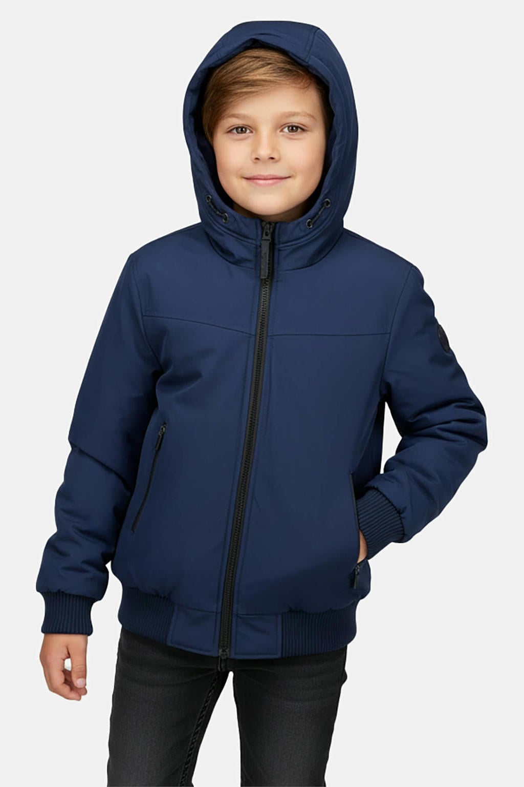 Marineblauw jongens Cars gewatteerde winterjas blauw van polyester met effen, lange mouwen, capuchon, ritssluiting en geribde boorden