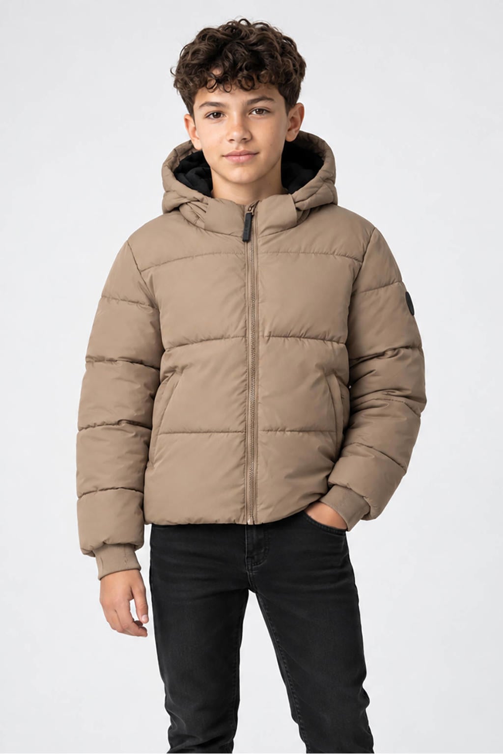 Taupe jongens Cars pufferjas van polyester met effen, lange mouwen, capuchon en ritssluiting