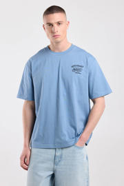 thumbnail: America Today relaxed fit T-shirt met backprint - vintageblauw