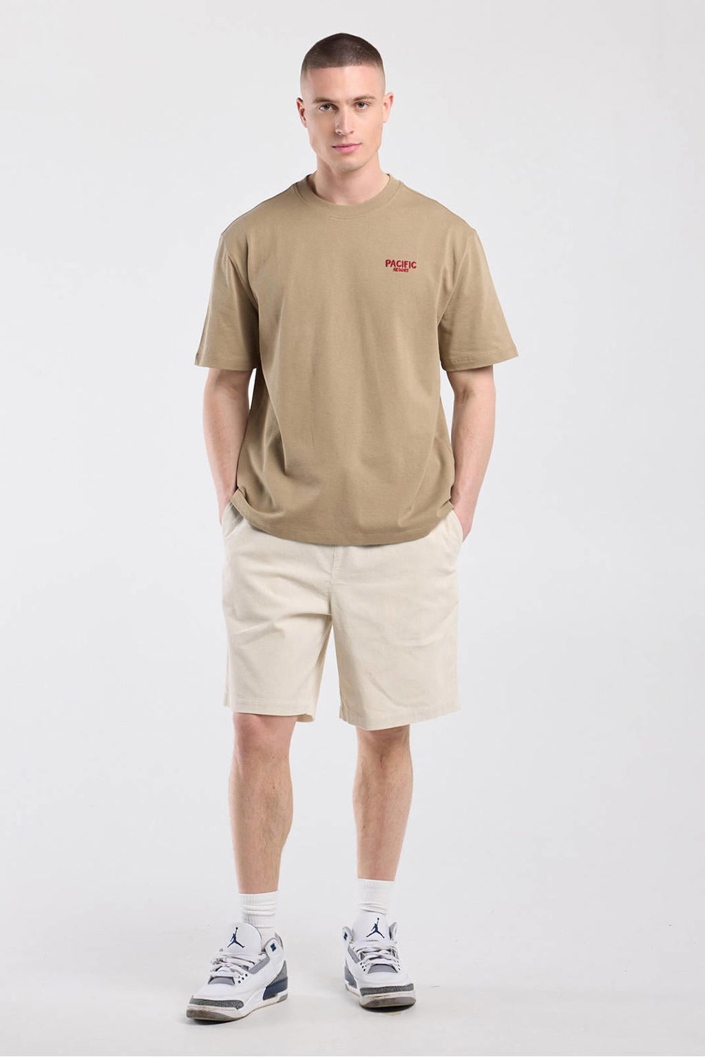 Bruine heren America Today relaxed T-shirt van katoen met effen, korte mouwen en ronde hals