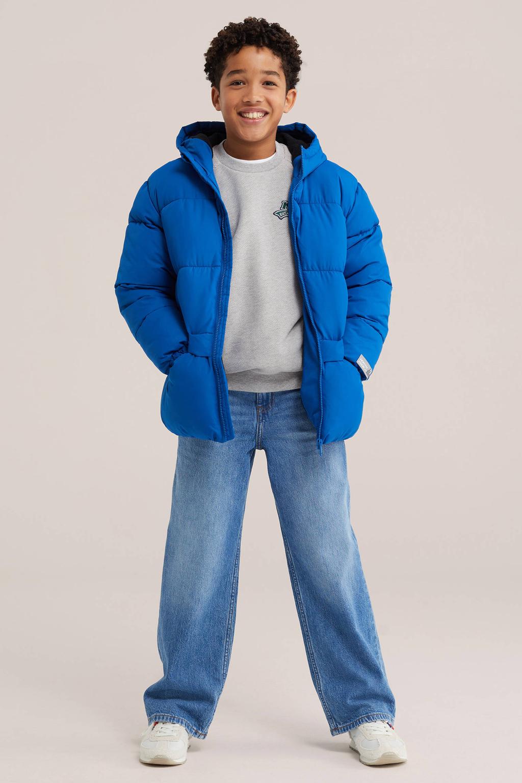 Marineblauw jongens WE Fashion winterjas blauw van polyester met effen, lange mouwen, capuchon, ritssluiting en elastische boord