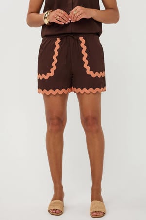 regular fit casual short - bruin